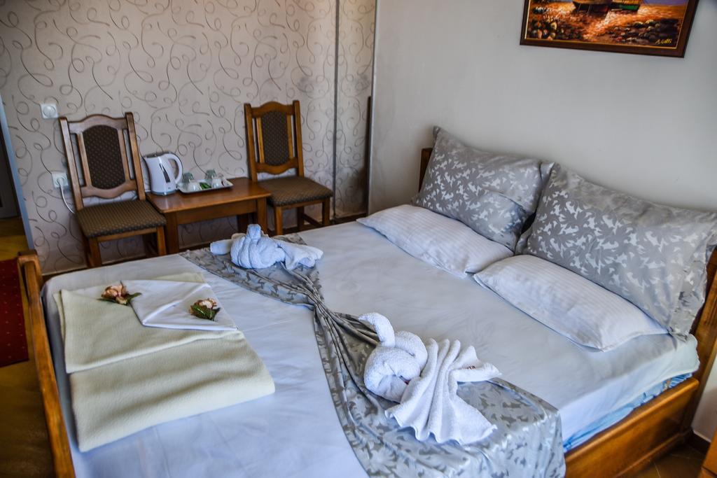 Apartments Croma Ulcinj Exterior photo